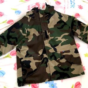 XS Men's Woodland Camo Wet Weather Jacket